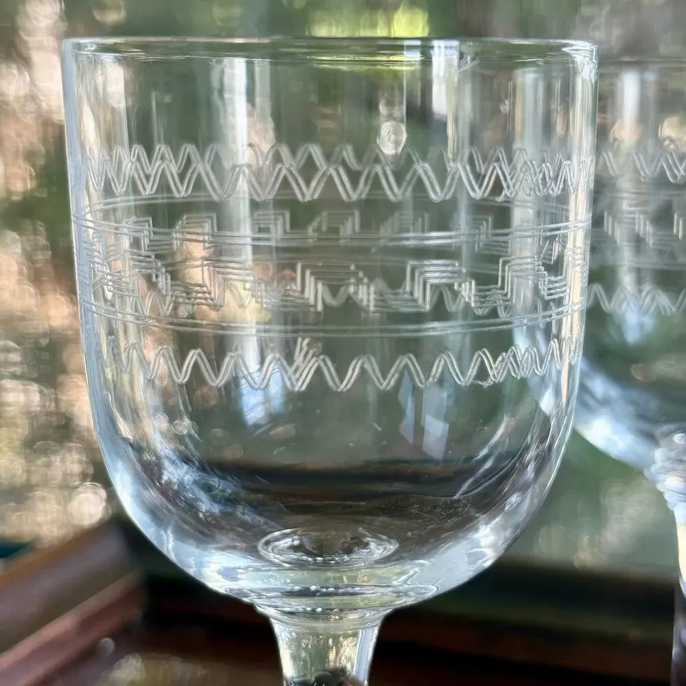 Set of 4 Vintage Etched Cordial Glasses Geometric Zigzag Pattern Stemware